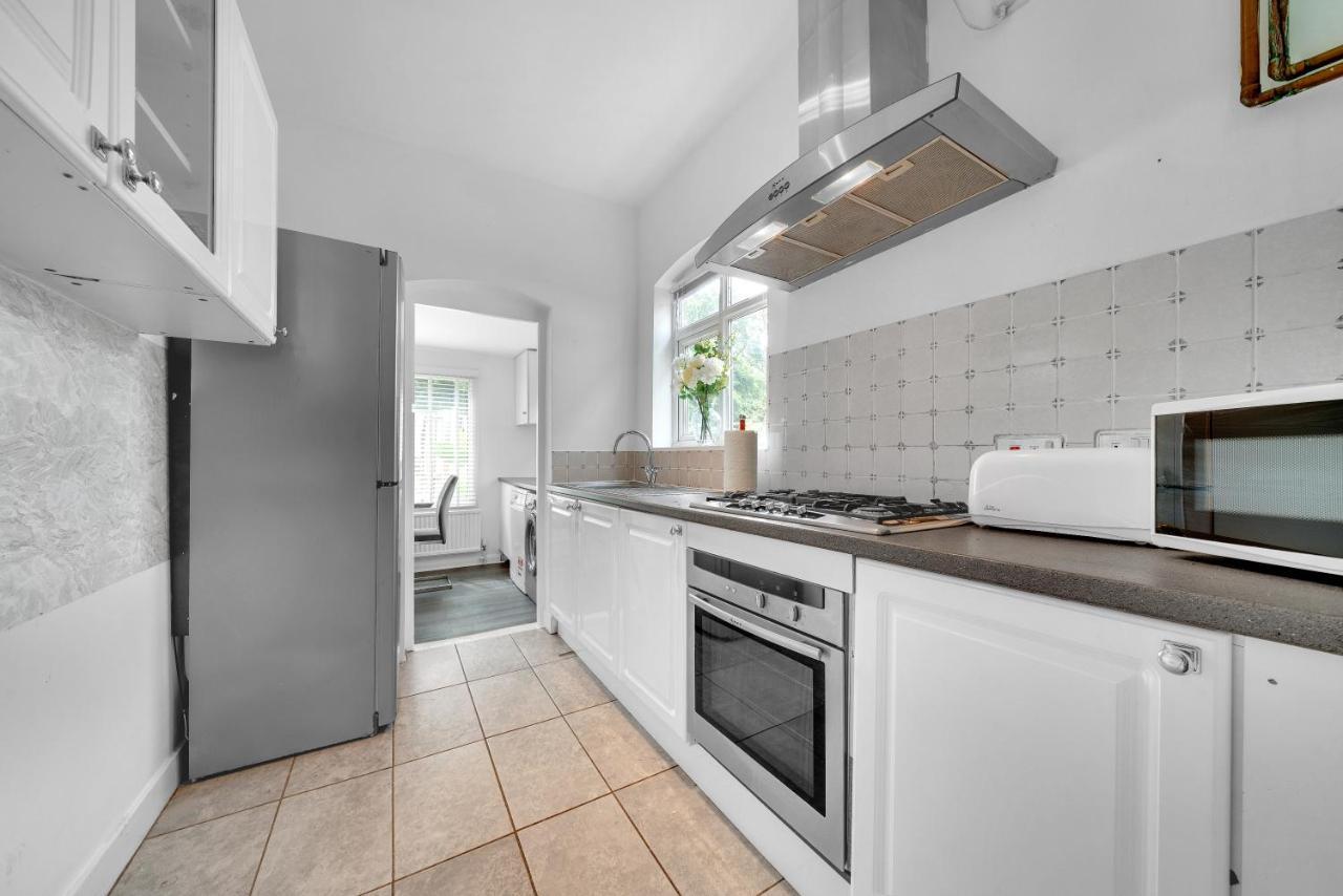 Large Modern 3 Bedroom House West Norwood Crystal Palace Gipsy Hill Лондон Екстериор снимка